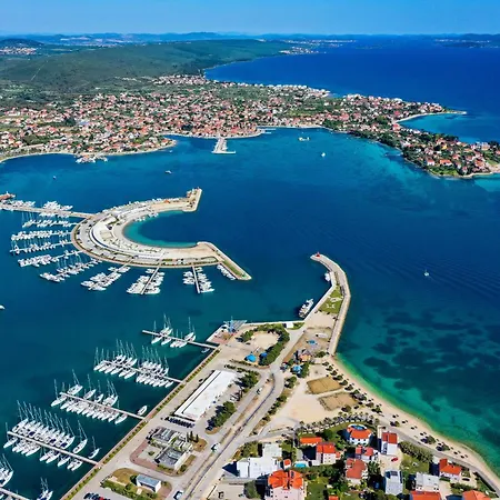 And With Parking Space Sukosan, Zadar - 24693 게스트하우스 3*